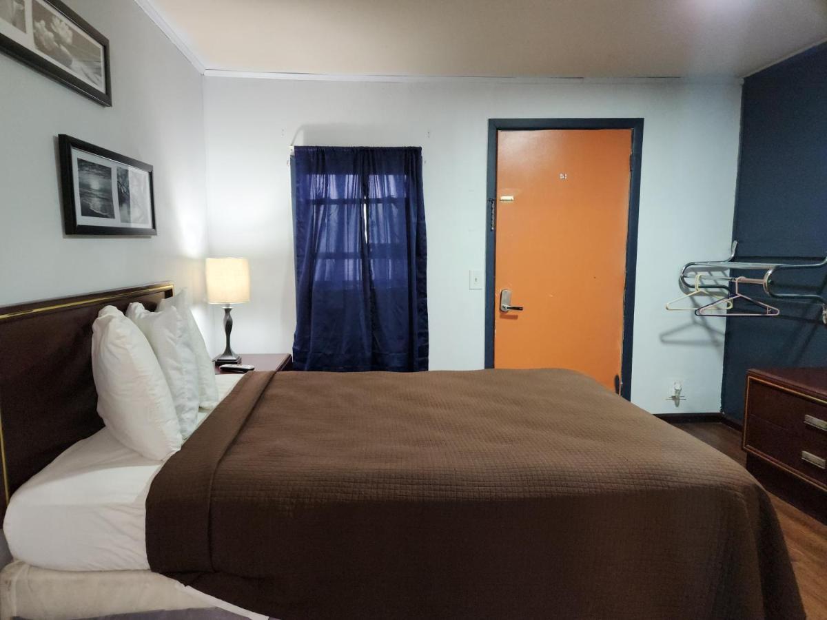 Country Club Inn 科尔比 外观 照片